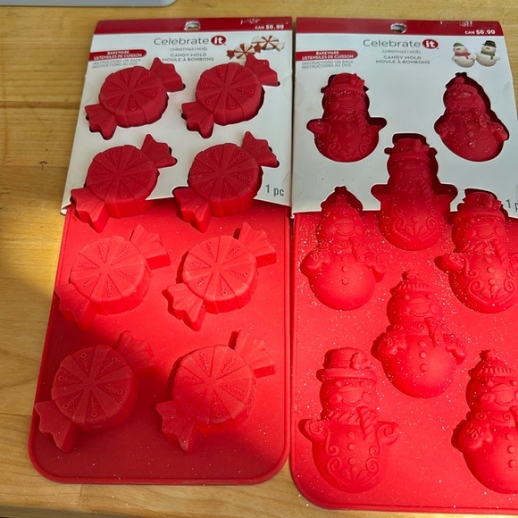 SILICONE CHRISTMAS CANDY MOLD NWT - Picture 1 of 3